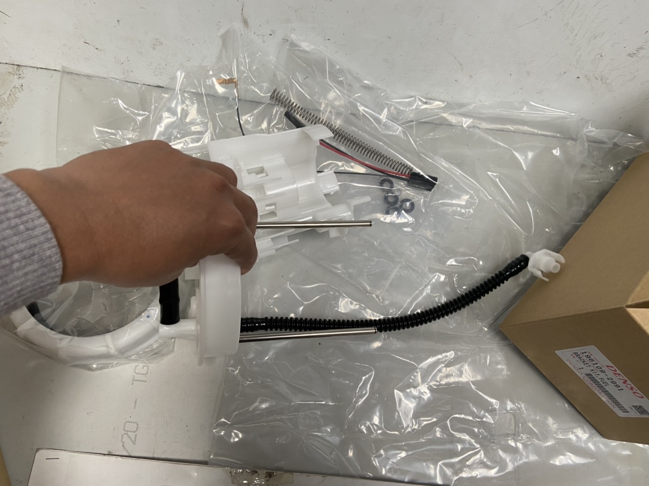 Lọc xăng xe Honda CRV 2009-2011